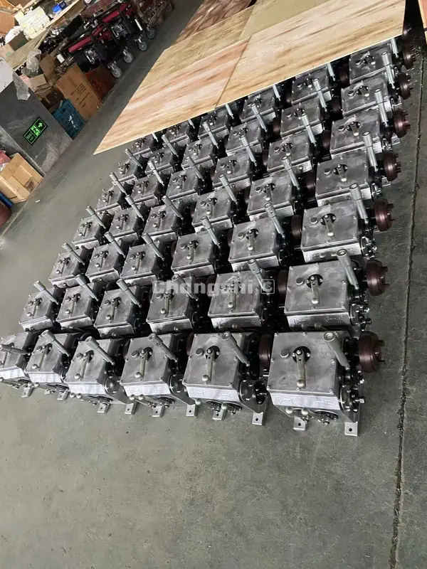 engine-powered-winch-overhead-underground-cable-installation-5.webp